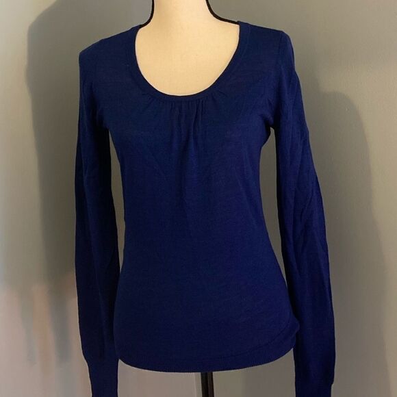 The Limited Wool Sweater - Picture 2 of 12